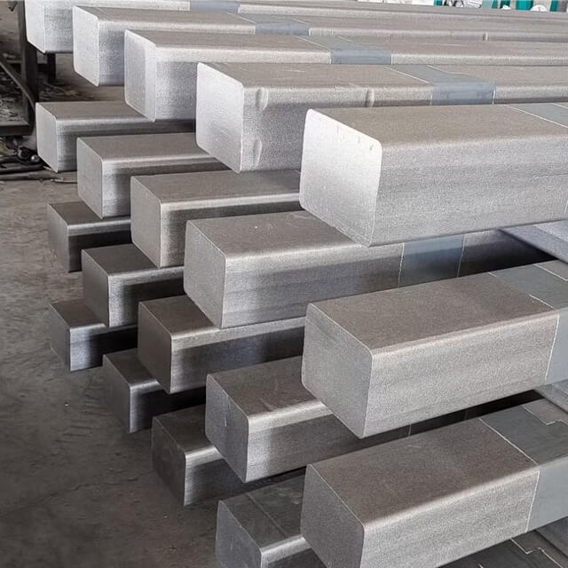 Stainless Steel 316/316L Billets for industrial and marine applications